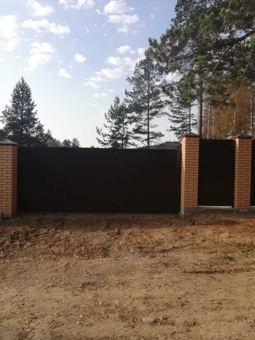 Откатные ворота в п.Новая Лисиха